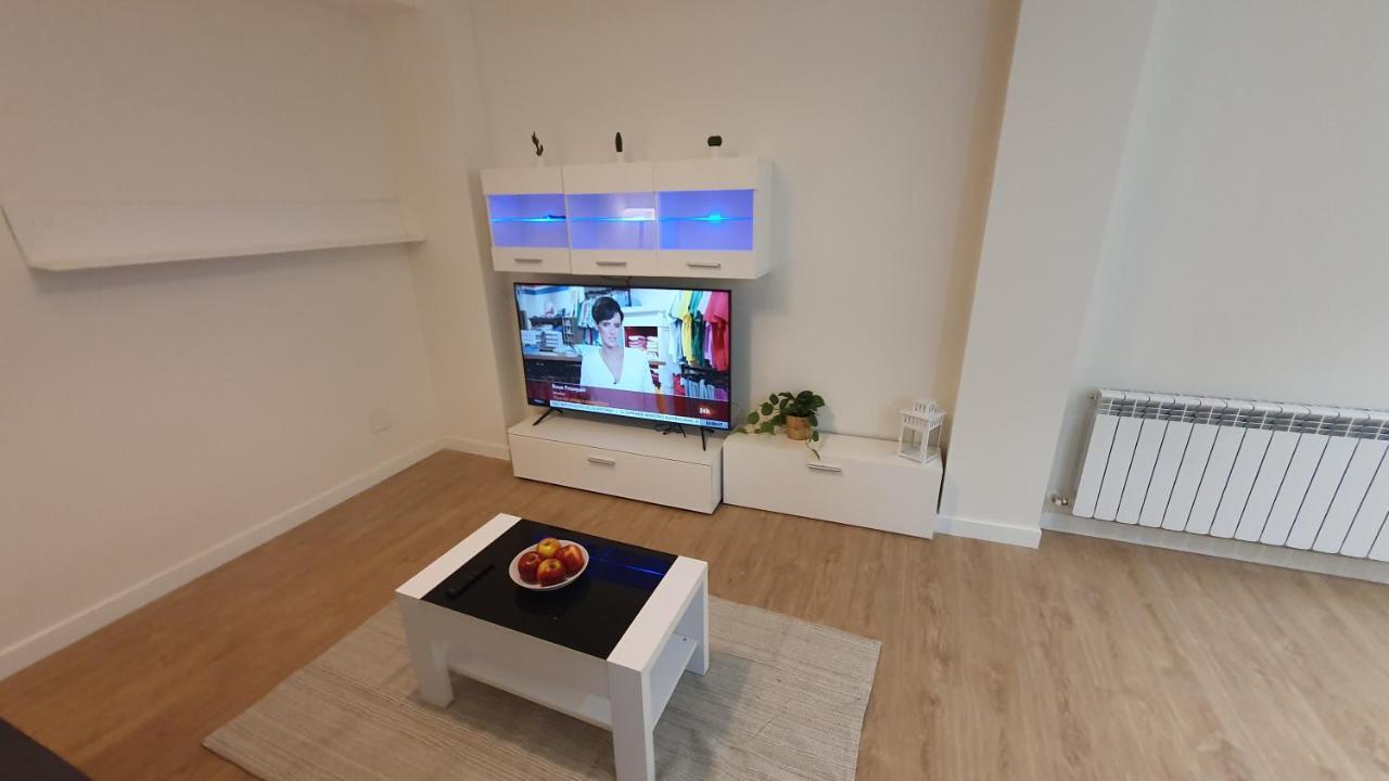 Auditorio Vicele - 2 Hab Y Sofa-Cama - Wifi - Vut-3692-As Οβιέδο Εξωτερικό φωτογραφία