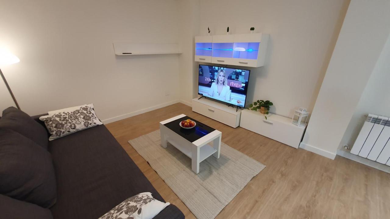Auditorio Vicele - 2 Hab Y Sofa-Cama - Wifi - Vut-3692-As Οβιέδο Εξωτερικό φωτογραφία